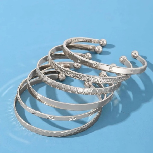 New 6 piece Cuff bracelet set - Picture 4 of 6